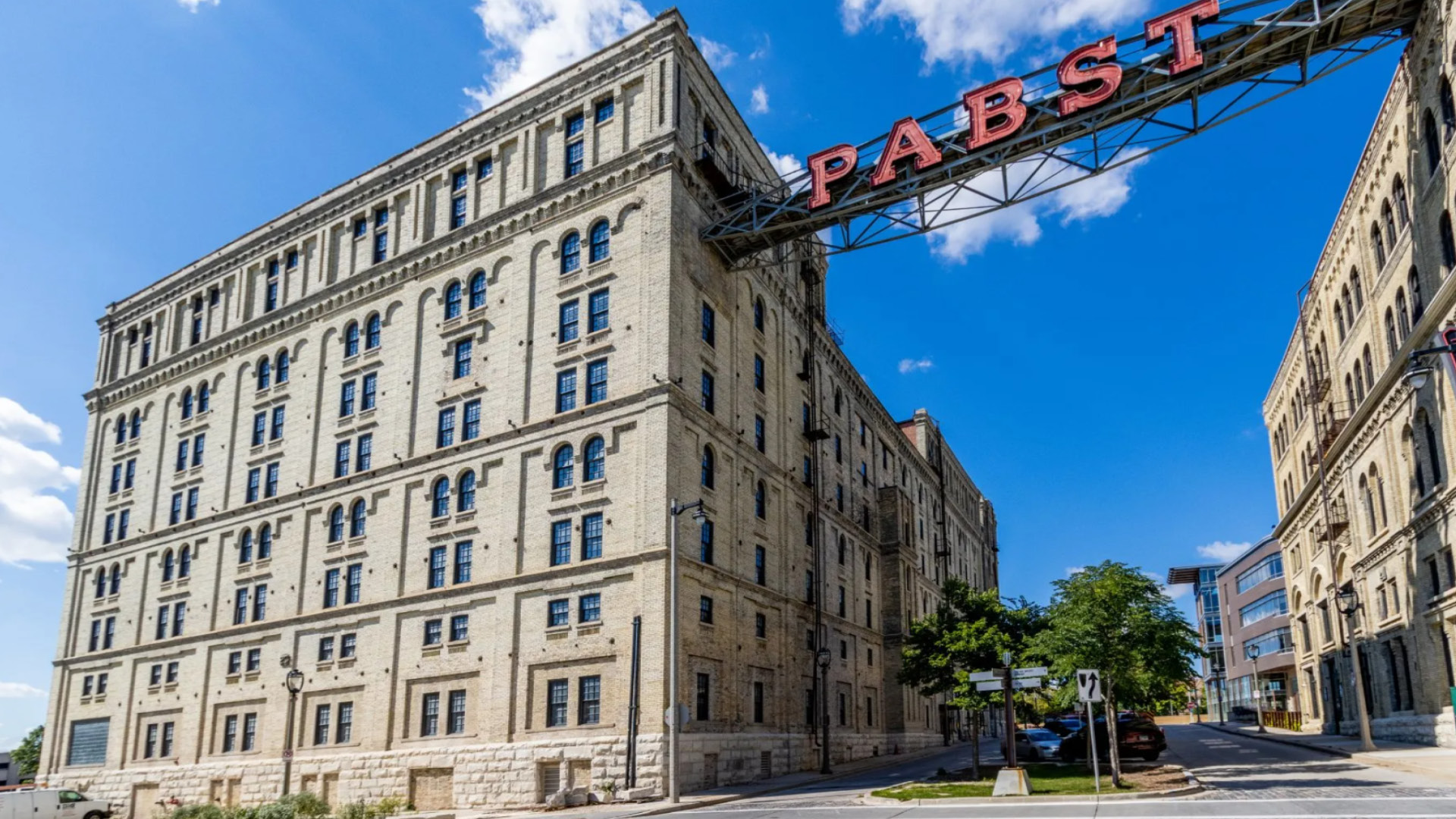 pabst brewery tour times
